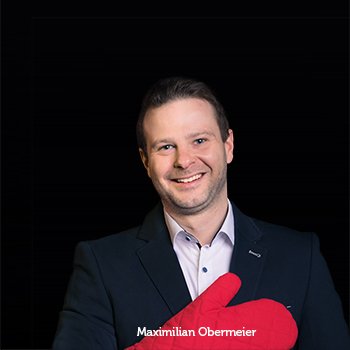 Maximilian Obermeier mit Herz-drauf-Handschuh